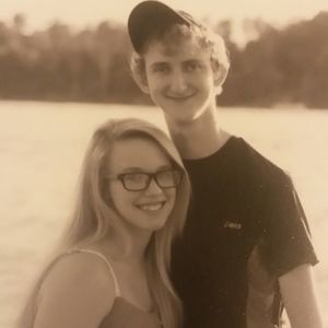 Meet your Posher, Derek